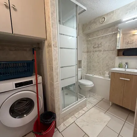 2 A 4 Personnes Clim Wifi Terrasse Parking דירה *