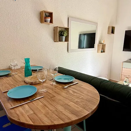 2 A 4 Personnes Clim Wifi Terrasse Parking דירה אגדה